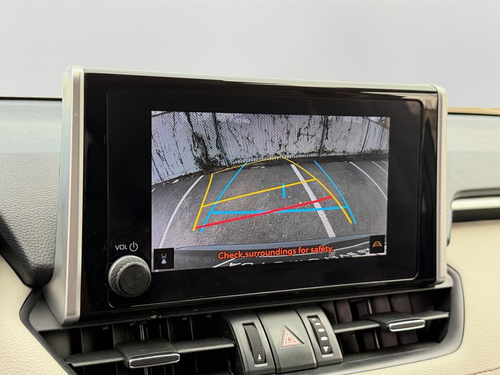 Used 2023 Toyota RAV4 XLE Premium AWD/4WD image 26