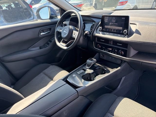 Used 2024 Nissan Rogue SV FWD image 12