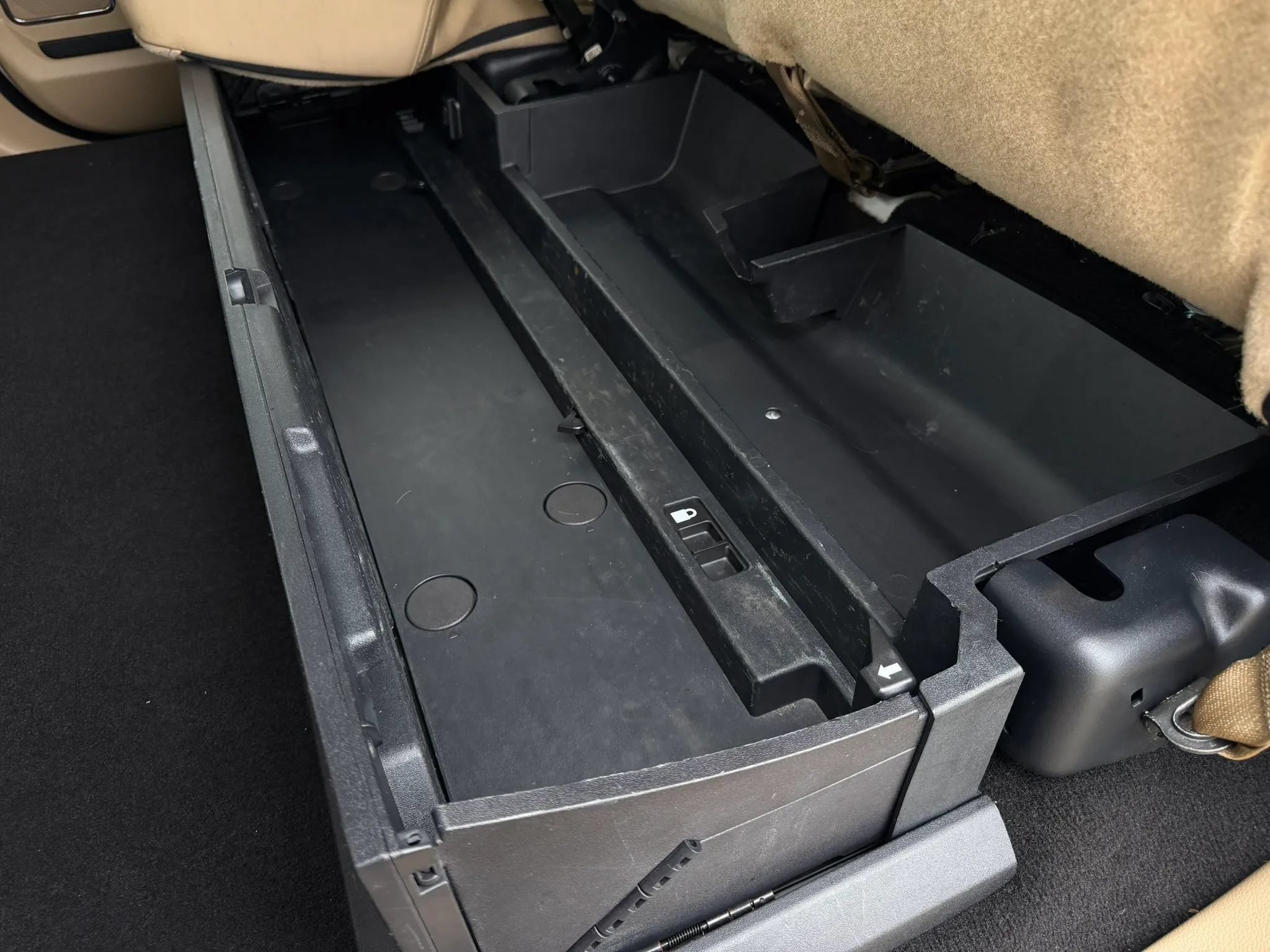 Used 2019 Ford F250 Lariat w/ Lariat Ultimate Package AWD/4WD image 26