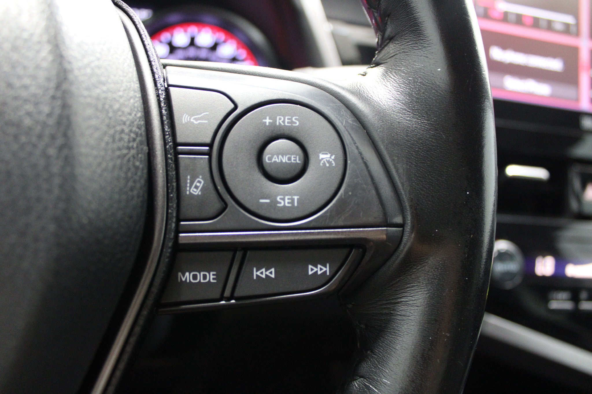Used 2022 Toyota Camry XSE w/ Navigation Package FWD image 35