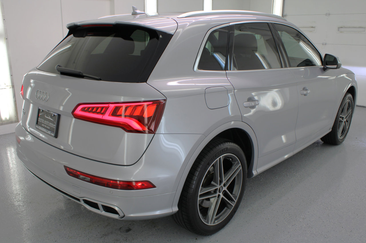 Used 2020 Audi SQ5 Premium Plus w/ Premium Plus Package image 10