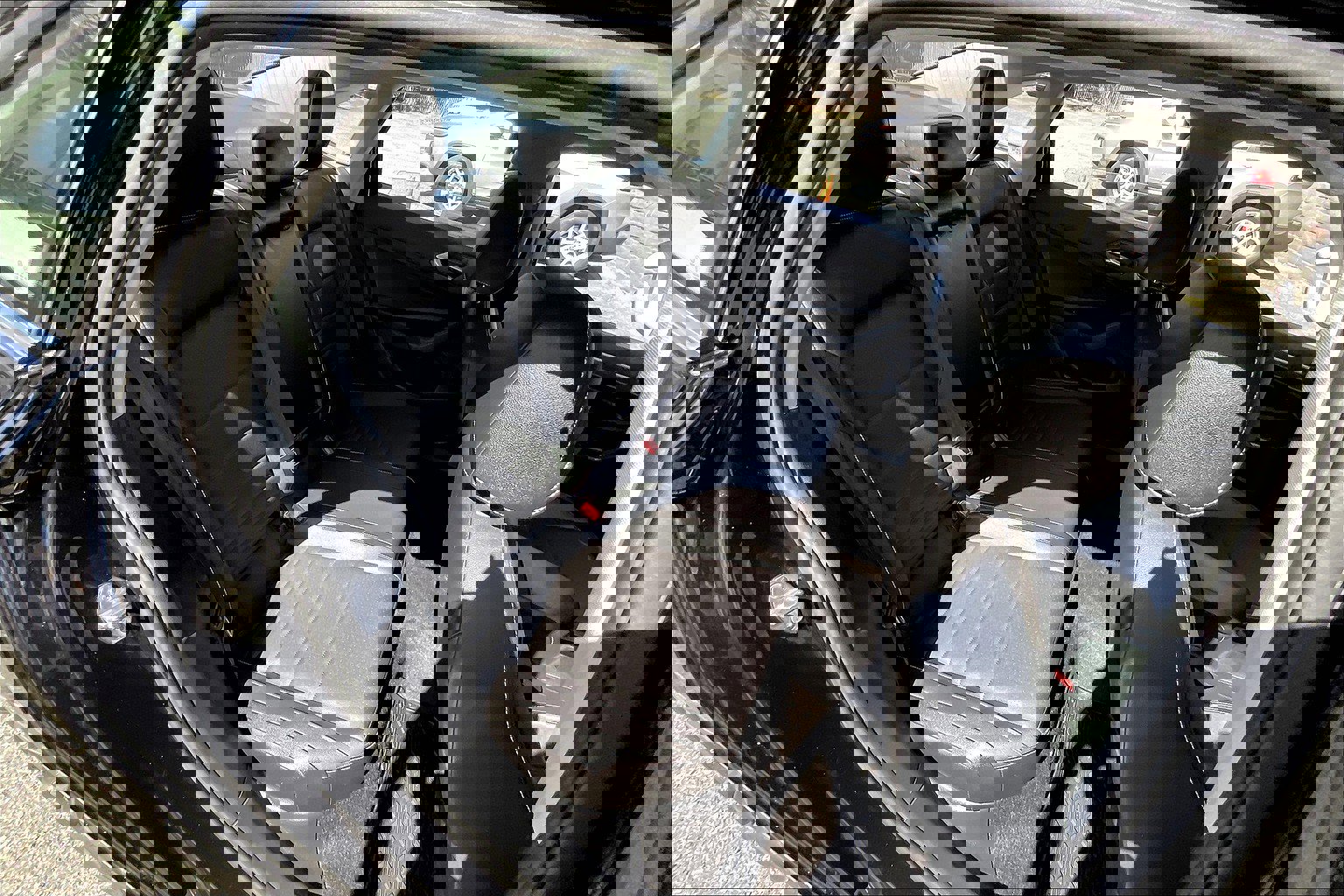 Used 2022 Volkswagen Jetta SE w/ Panoramic Sunroof Package image 26