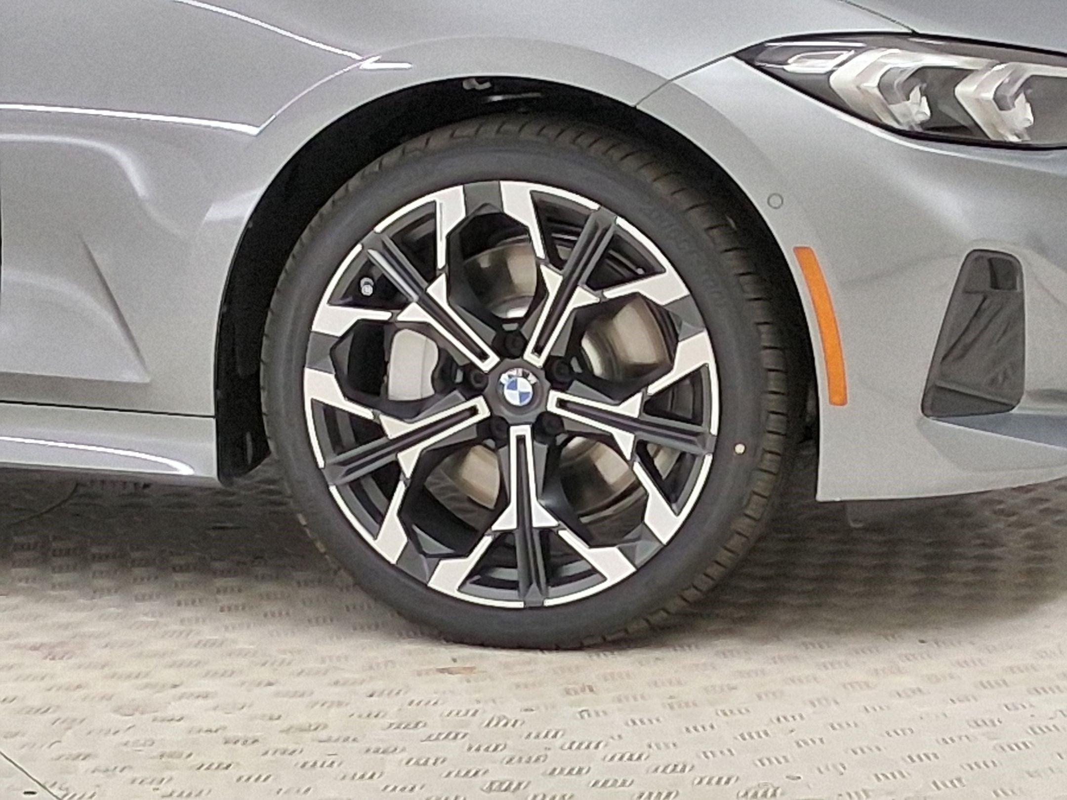 New 2026 BMW 330i Sedan w/ Convenience Package RWD image 10
