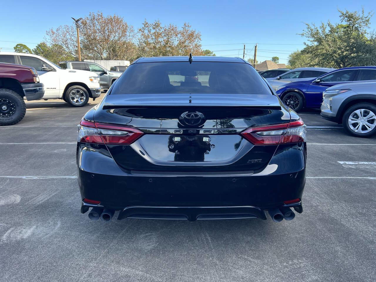 Used 2024 Toyota Camry XSE w/ Navigation Package image 7