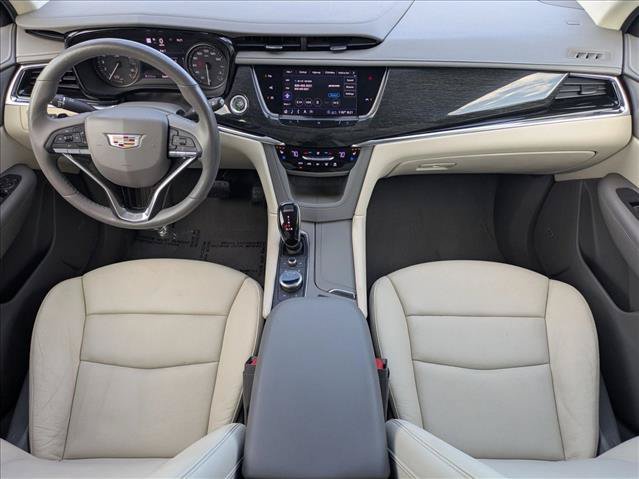 Used 2020 Cadillac XT6 Premium Luxury FWD image 18