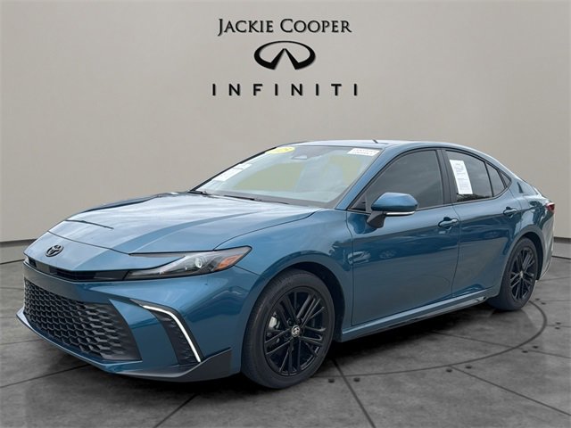 Used 2025 Toyota Camry SE