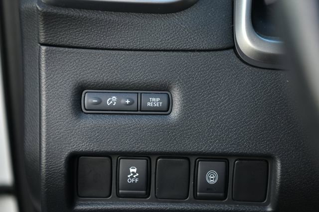 Used 2020 Nissan Murano SV image 17