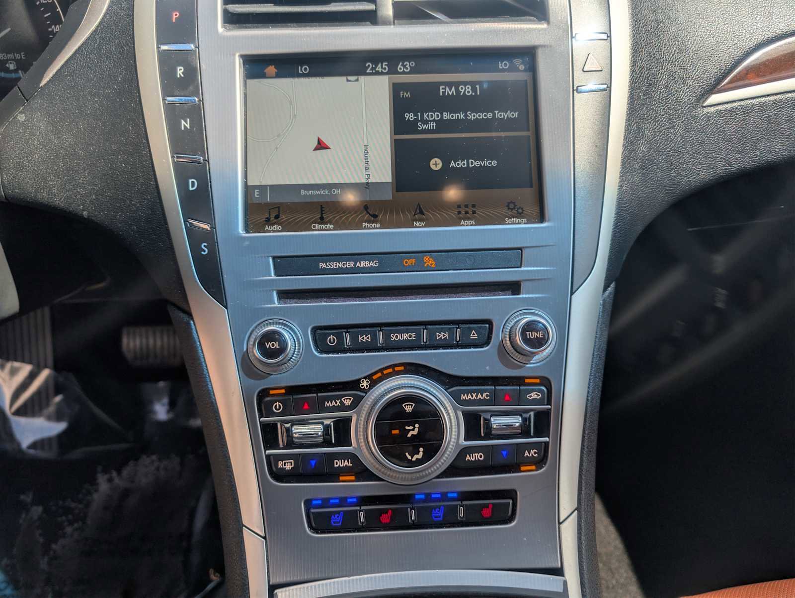 Used 2017 Lincoln MKZ Reserve image 12