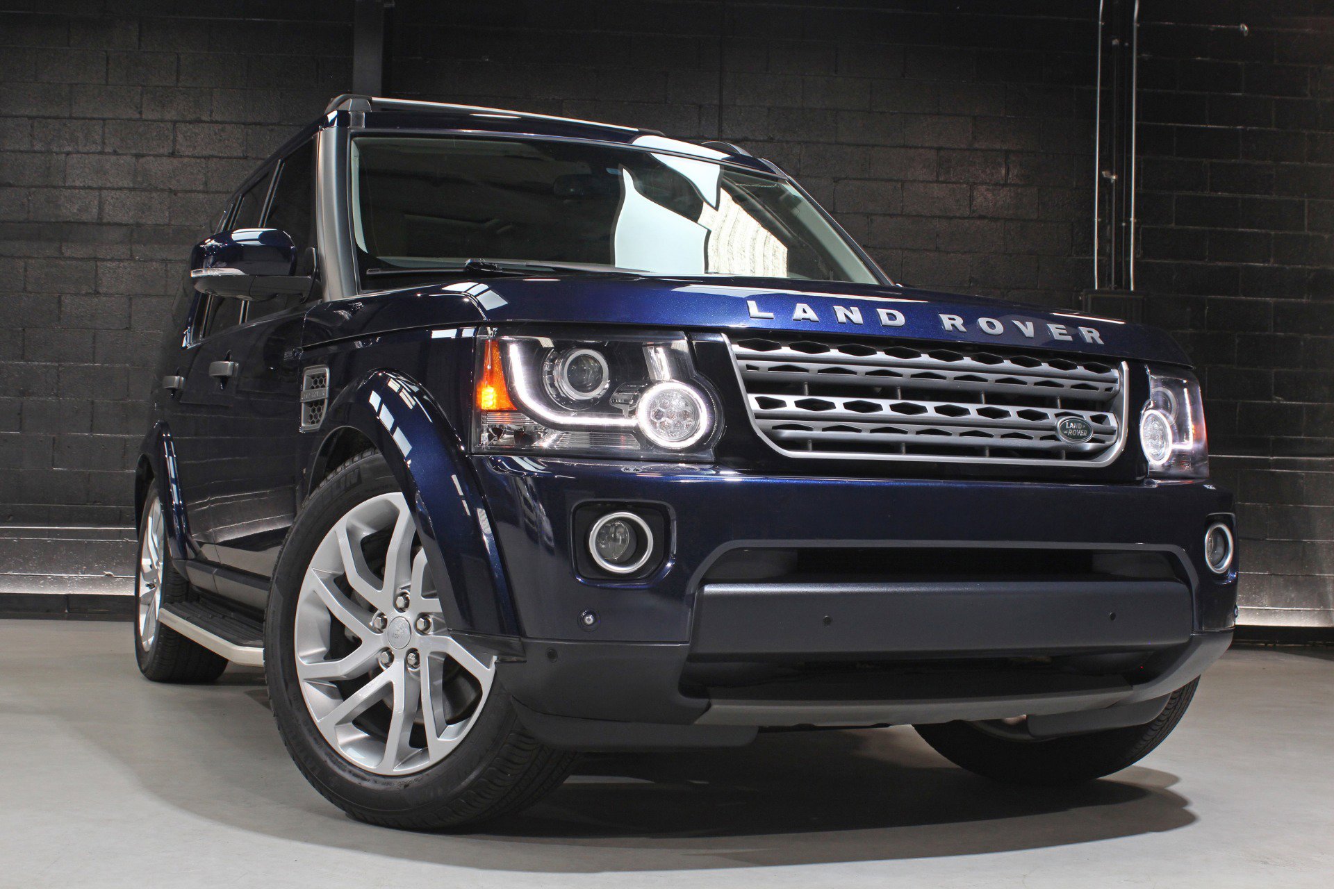 Used 2016 Land Rover LR4 HSE AWD/4WD image 81
