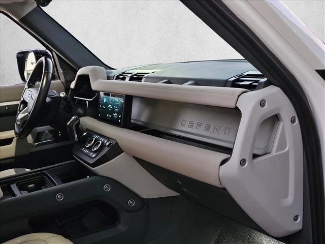 Used 2022 Land Rover Defender 110 S image 22