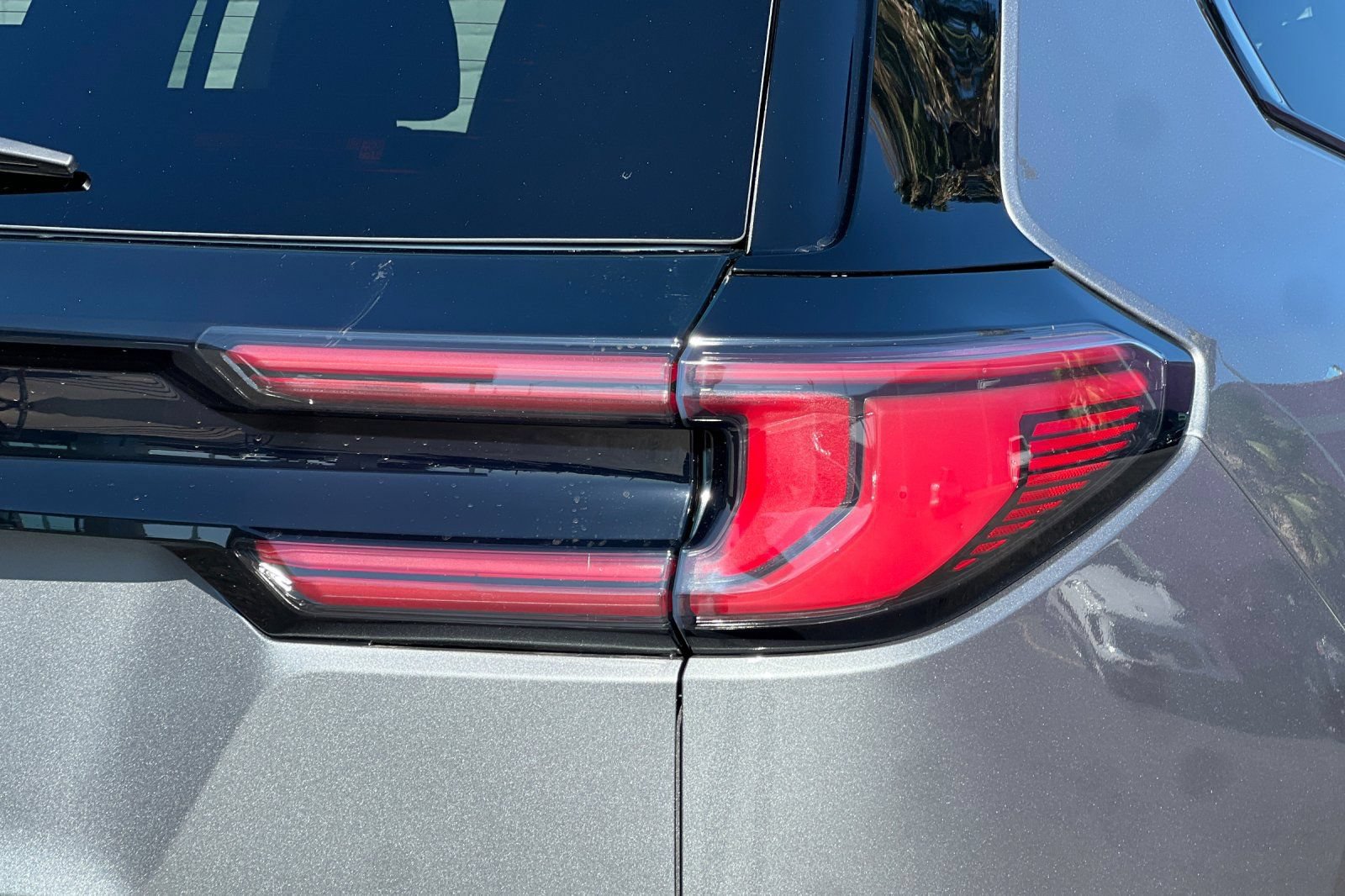 New 2026 GMC Acadia Elevation w/ Black Edition FWD image 24