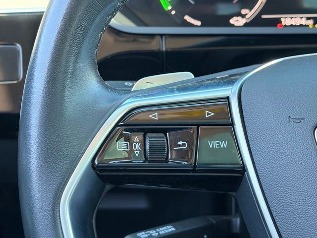 Used 2024 Audi Q8 e-tron Premium Plus w/ Premium Plus Package AWD/4WD image 16