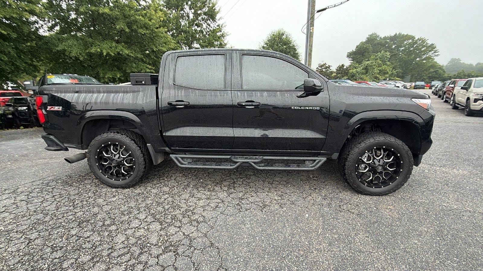 Used 2023 Chevrolet Colorado Z71 w/ Z71 Convenience Package 2 AWD/4WD image 8