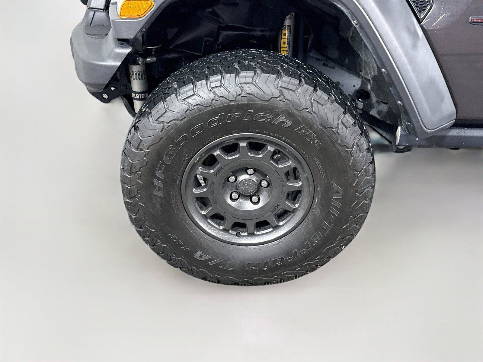 Used 2024 Jeep Wrangler Unlimited Rubicon w/ Technology Group AWD/4WD image 23
