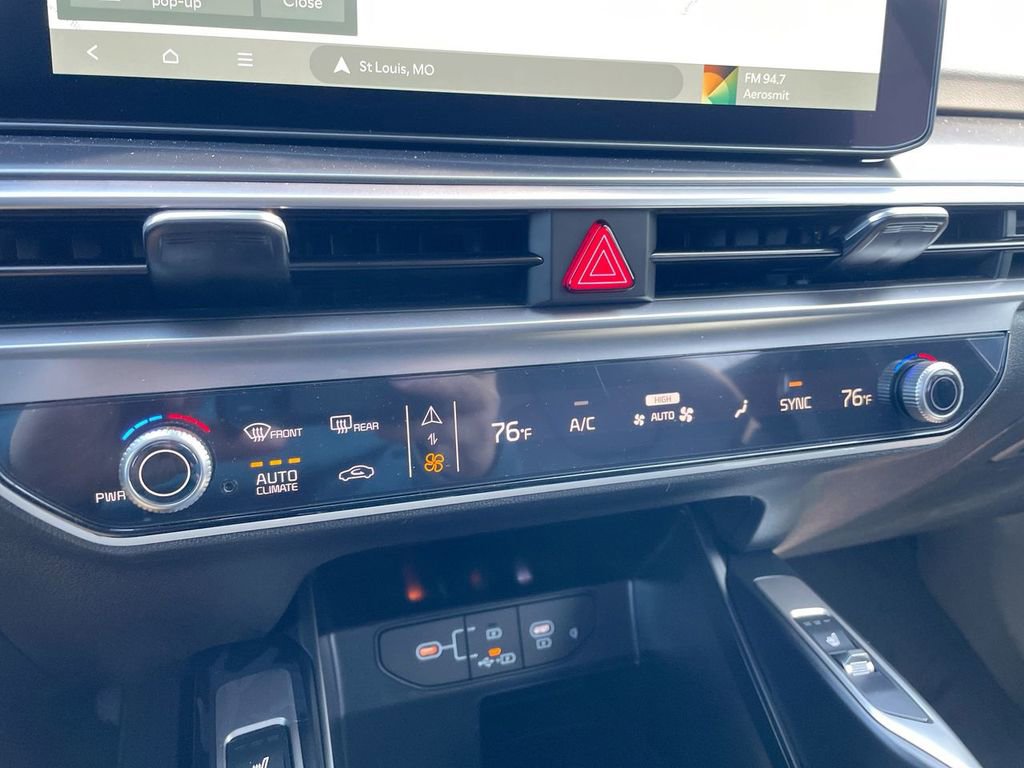 New 2025 Kia Sorento S image 46