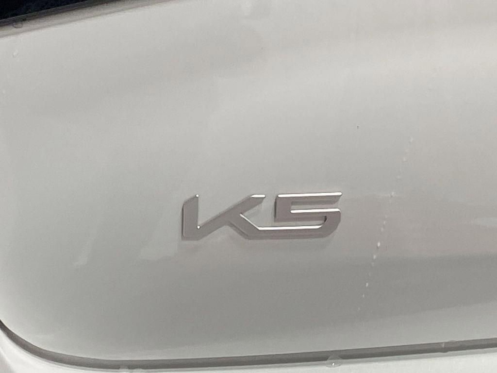 New 2026 Kia K5 LXS FWD image 30