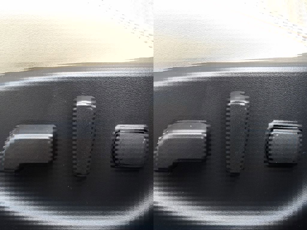 Used 2023 Nissan Maxima Platinum w/ Sport Mat Group image 15