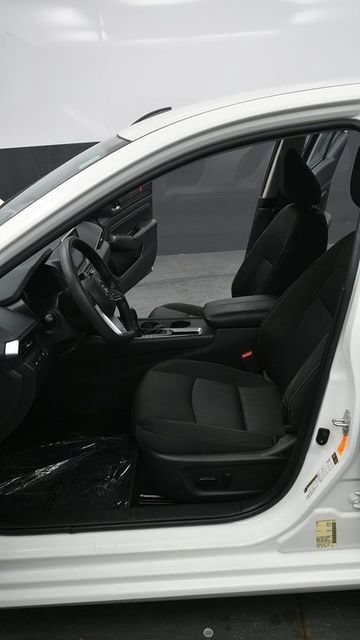 Used 2020 Nissan Altima 2.5 S FWD image 9