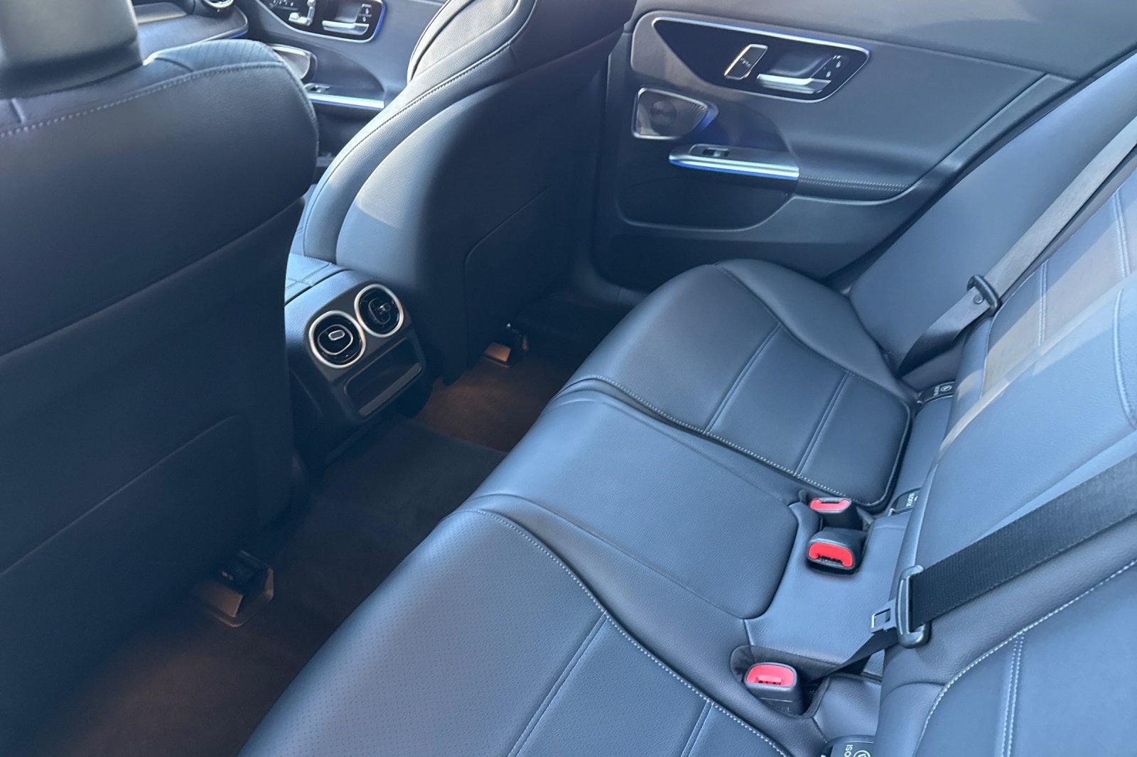 Used 2023 Mercedes-Benz C 300 Sedan image 24