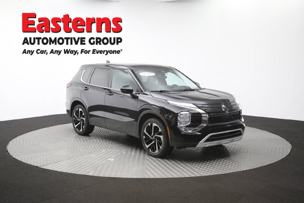 Used 2024 Mitsubishi Outlander SE FWD image 52