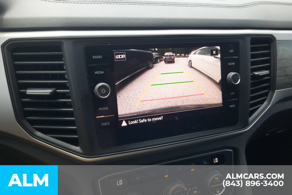 Used 2021 Volkswagen Atlas Cross Sport SE FWD image 8