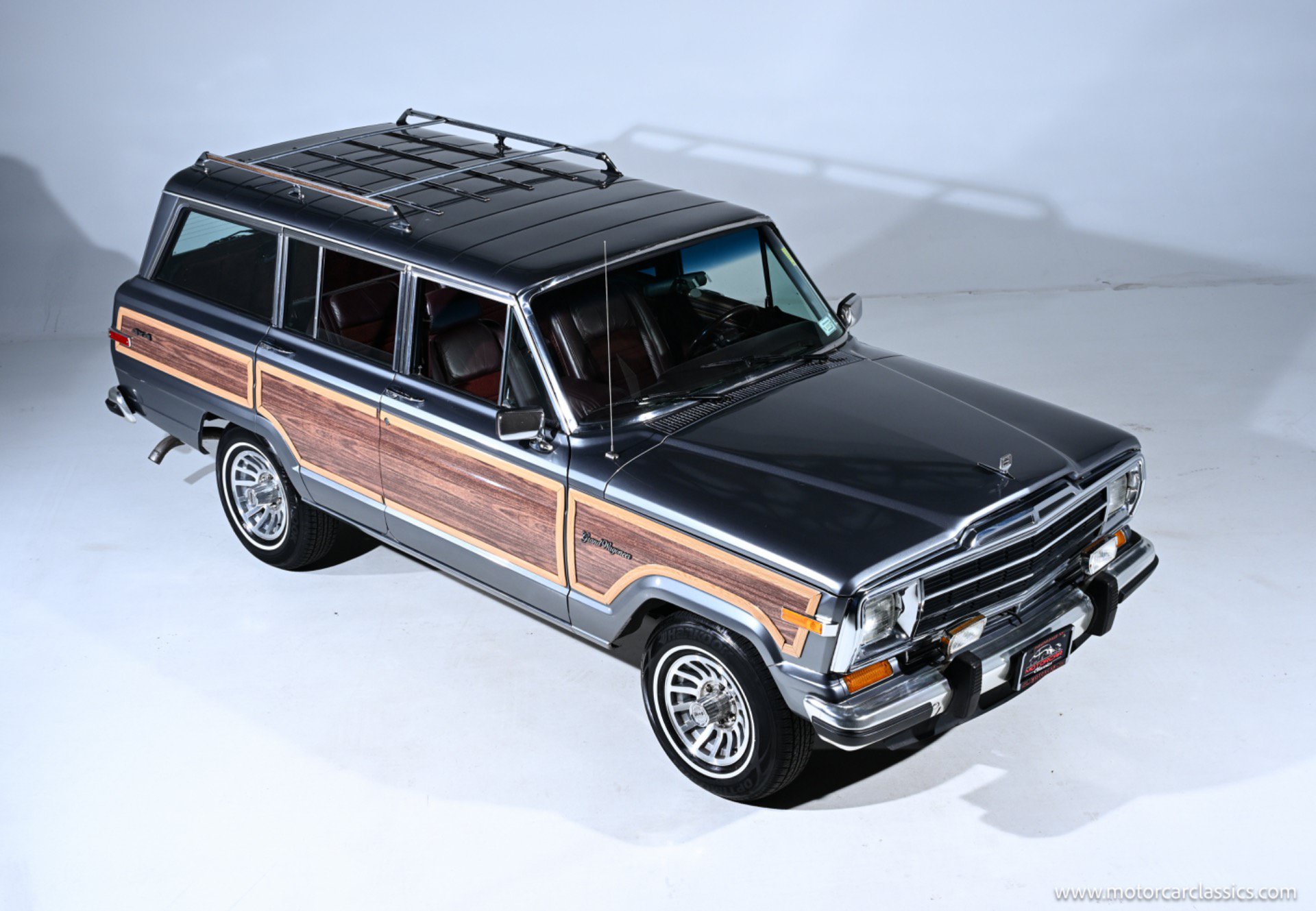 Used 1991 Jeep Grand Wagoneer AWD/4WD image 10