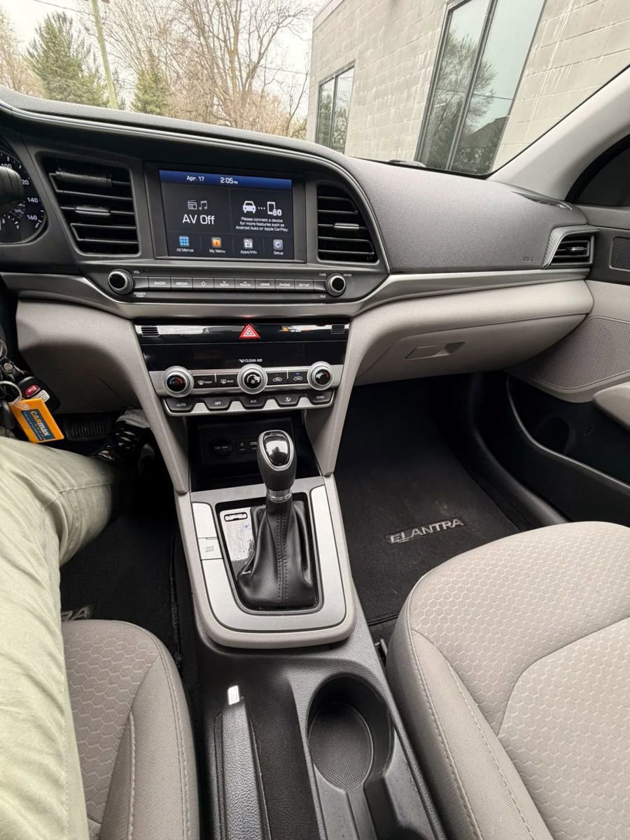 Used 2020 Hyundai Elantra SEL FWD image 8
