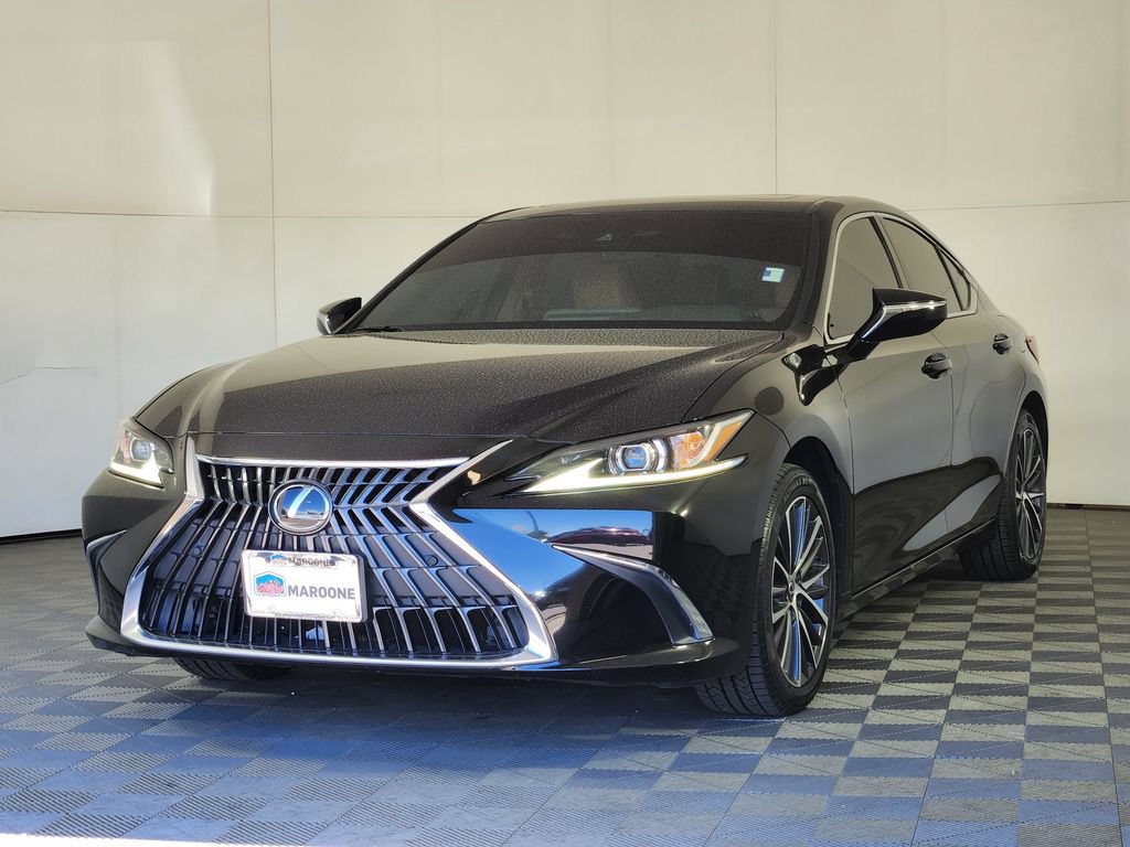 Used 2024 Lexus ES 250 w/ Premium Package AWD/4WD image 3