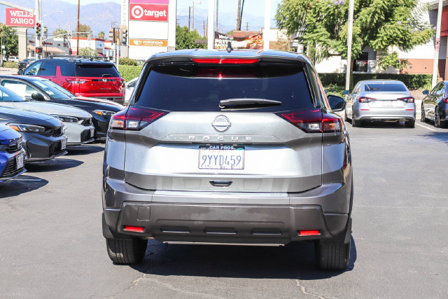 Used 2026 Nissan Rogue SV FWD image 11