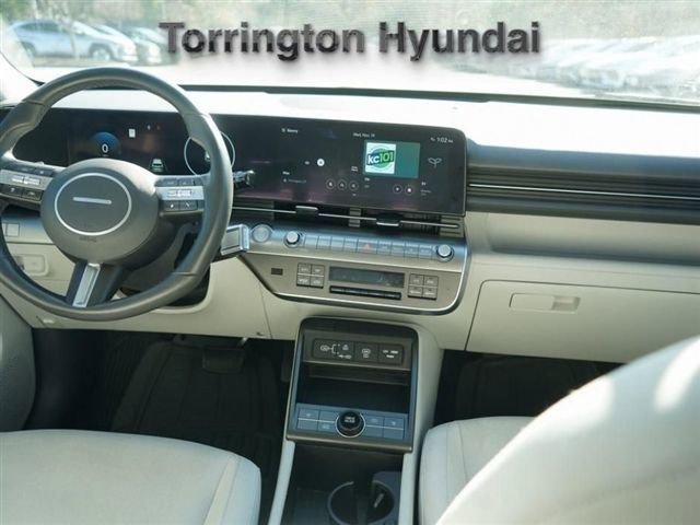 Used 2025 Hyundai Kona SEL image 9