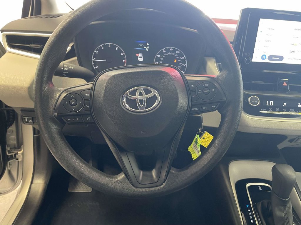 Certified 2025 Toyota Corolla LE FWD image 14