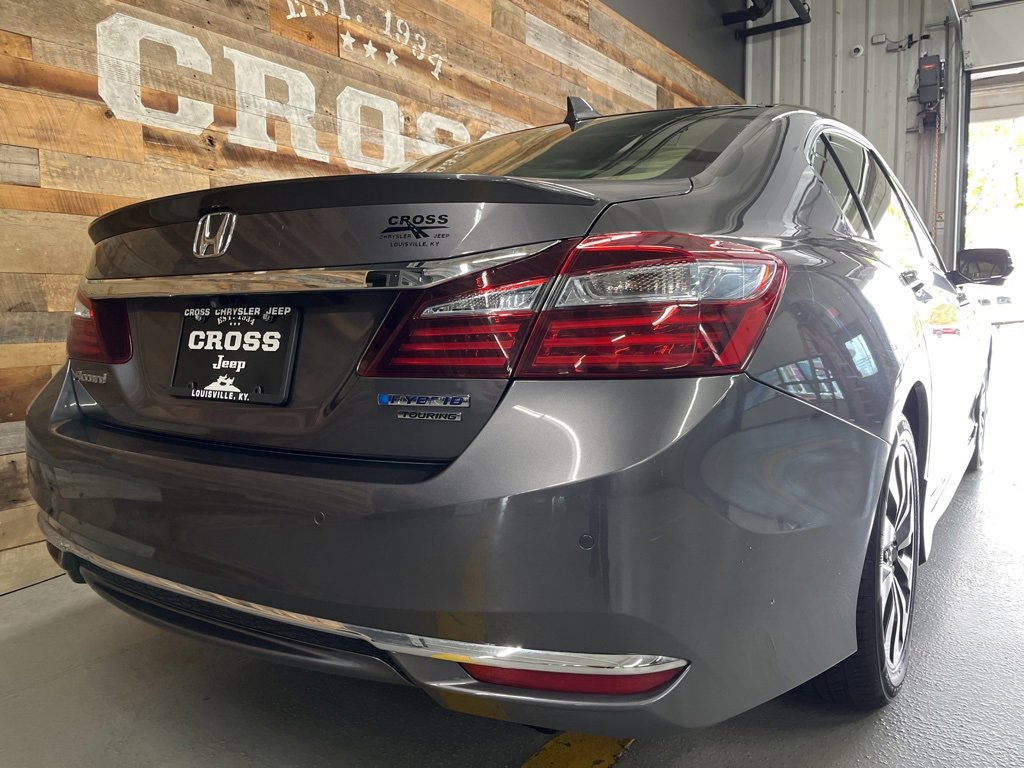 Used 2017 Honda Accord Touring image 42