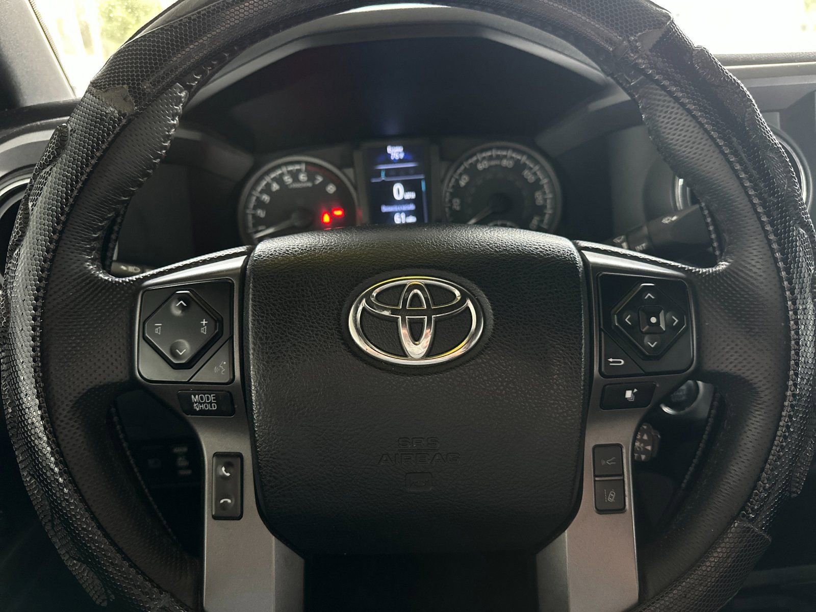 Used 2023 Toyota Tacoma TRD Off-Road AWD/4WD image 20