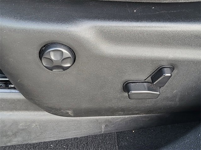 Used 2023 Dodge Durango SXT image 18