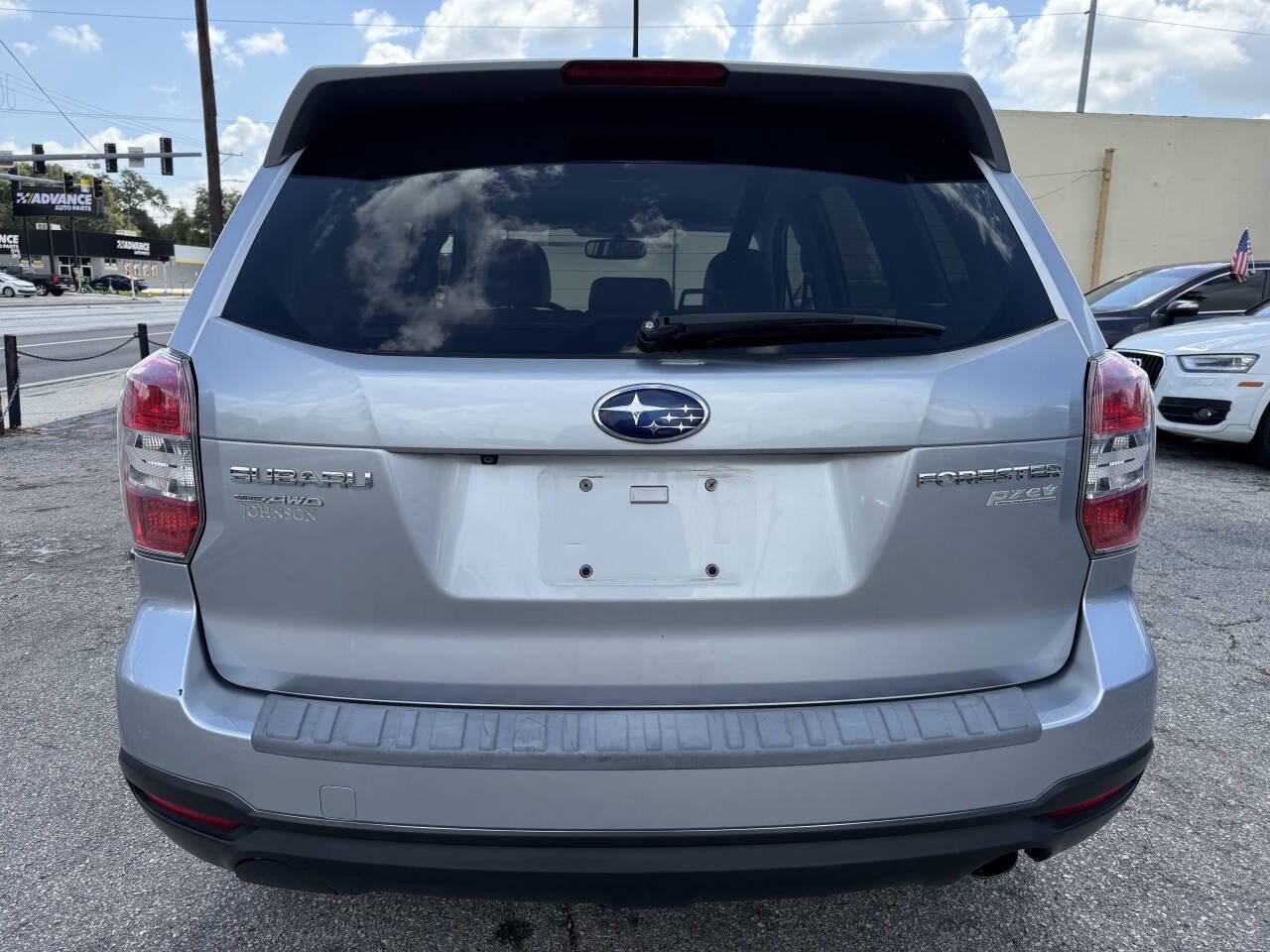 Used 2014 Subaru Forester 2.5i Limited AWD/4WD image 6