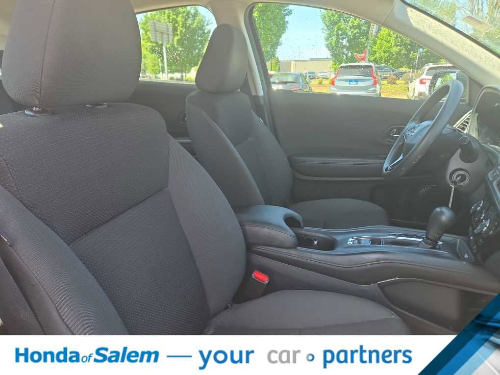 Used 2020 Honda HR-V LX image 14
