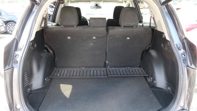 Used 2018 Toyota RAV4 XLE FWD image 21