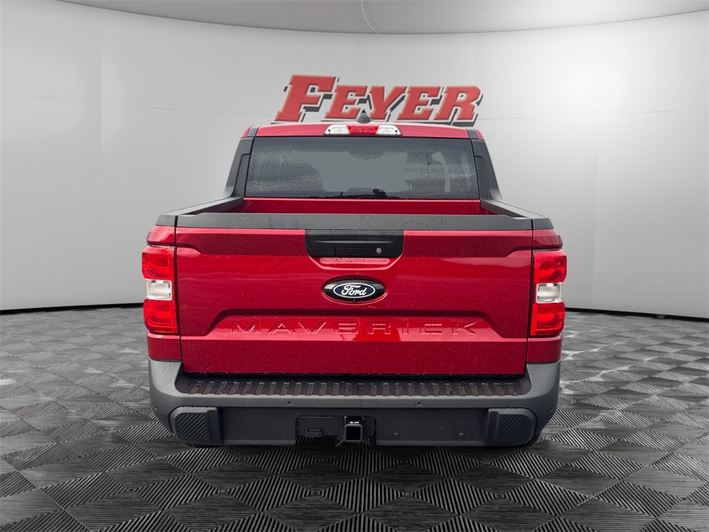 New 2025 Ford Maverick XLT image 4