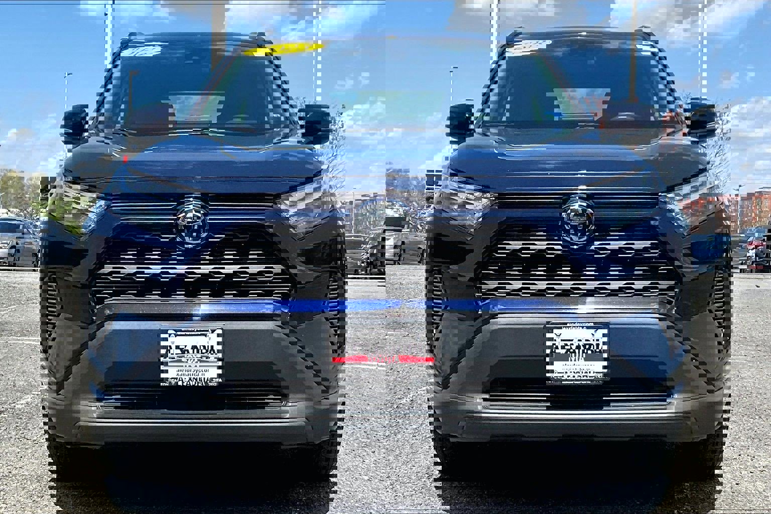 Used 2023 Toyota RAV4 XLE image 3