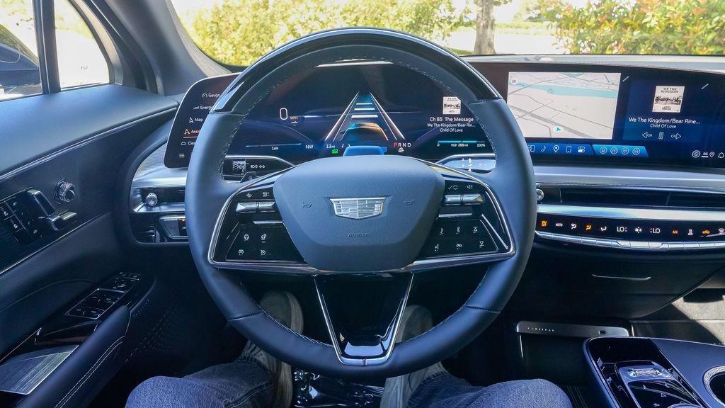 New 2026 Cadillac Lyriq Sport RWD image 19