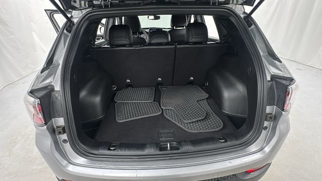 Used 2024 Jeep Compass Trailhawk image 15