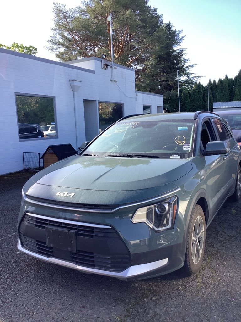 Used 2024 Kia Niro EX FWD image 1