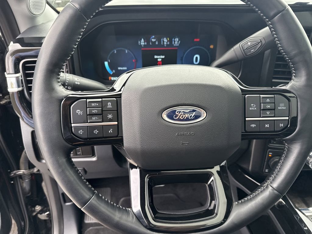 Used 2023 Ford F250 Lariat w/ Lariat Ultimate Package AWD/4WD image 23