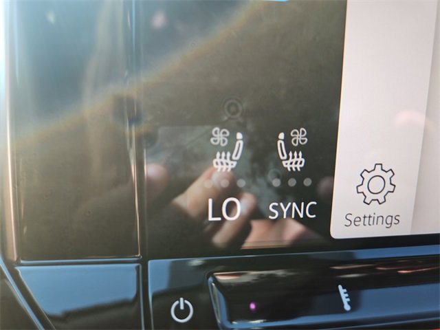 New 2026 Volkswagen Atlas SE image 24