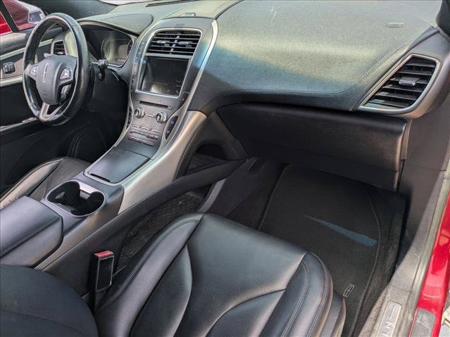 Used 2016 Lincoln MKX Premiere FWD image 16