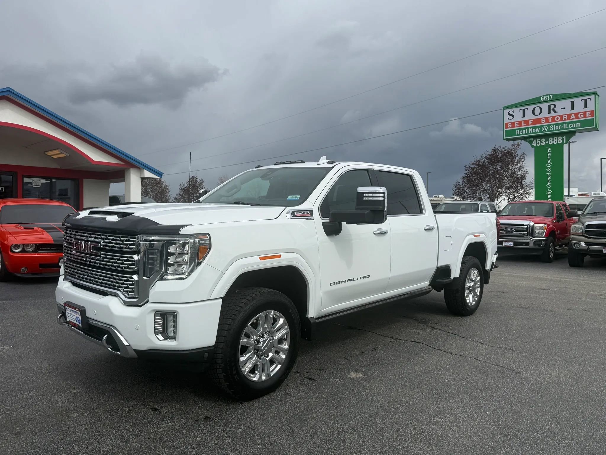 Used 2021 GMC Sierra 3500 Denali w/ Denali Ultimate Package AWD/4WD image 1