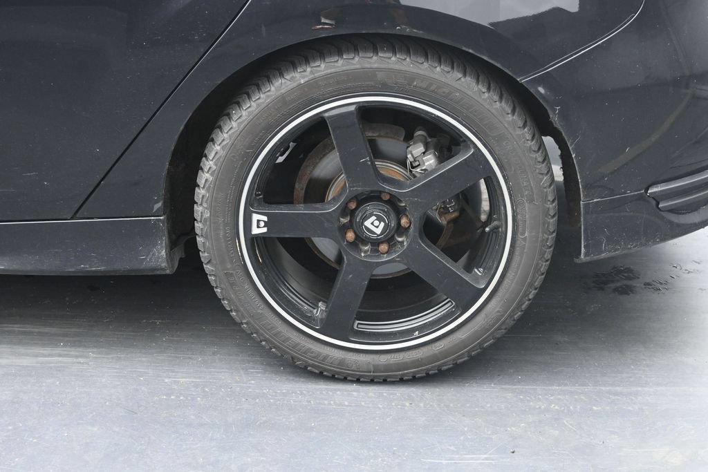 Used 2018 Ford Focus ST FWD image 12