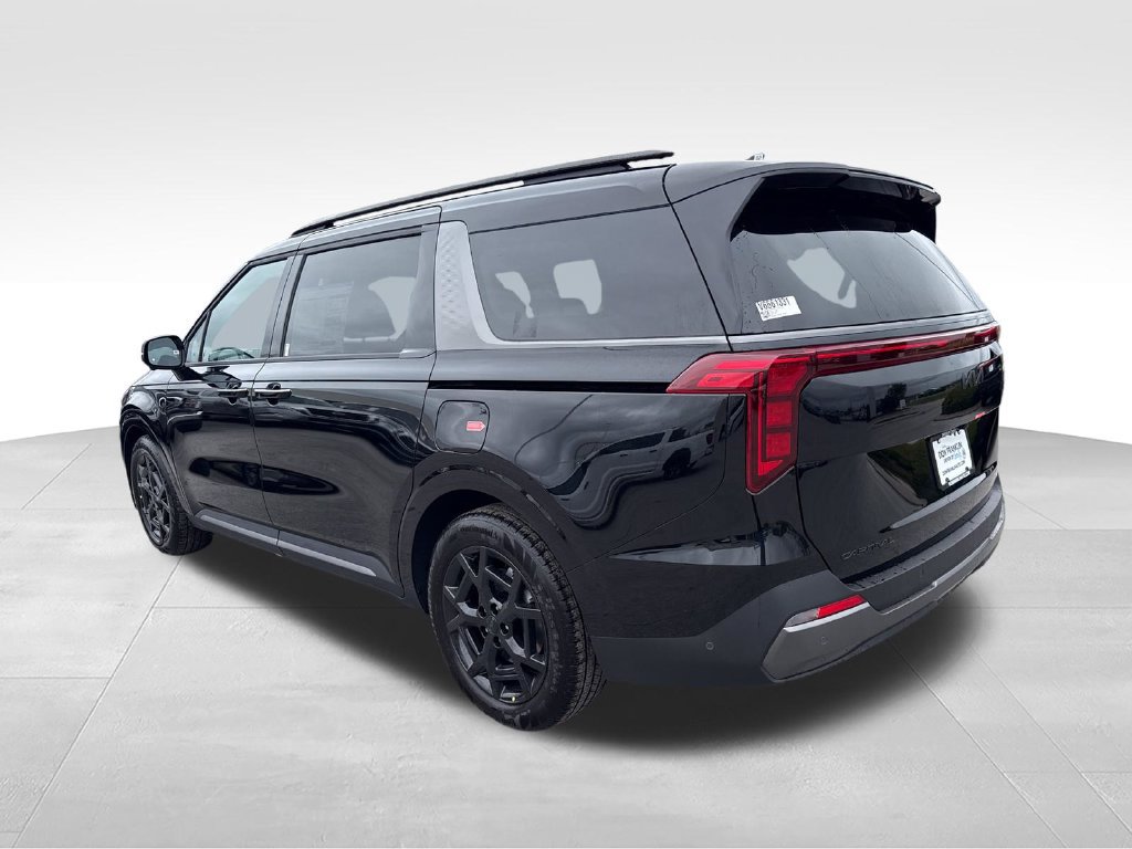 New 2027 Kia Carnival SX FWD image 3