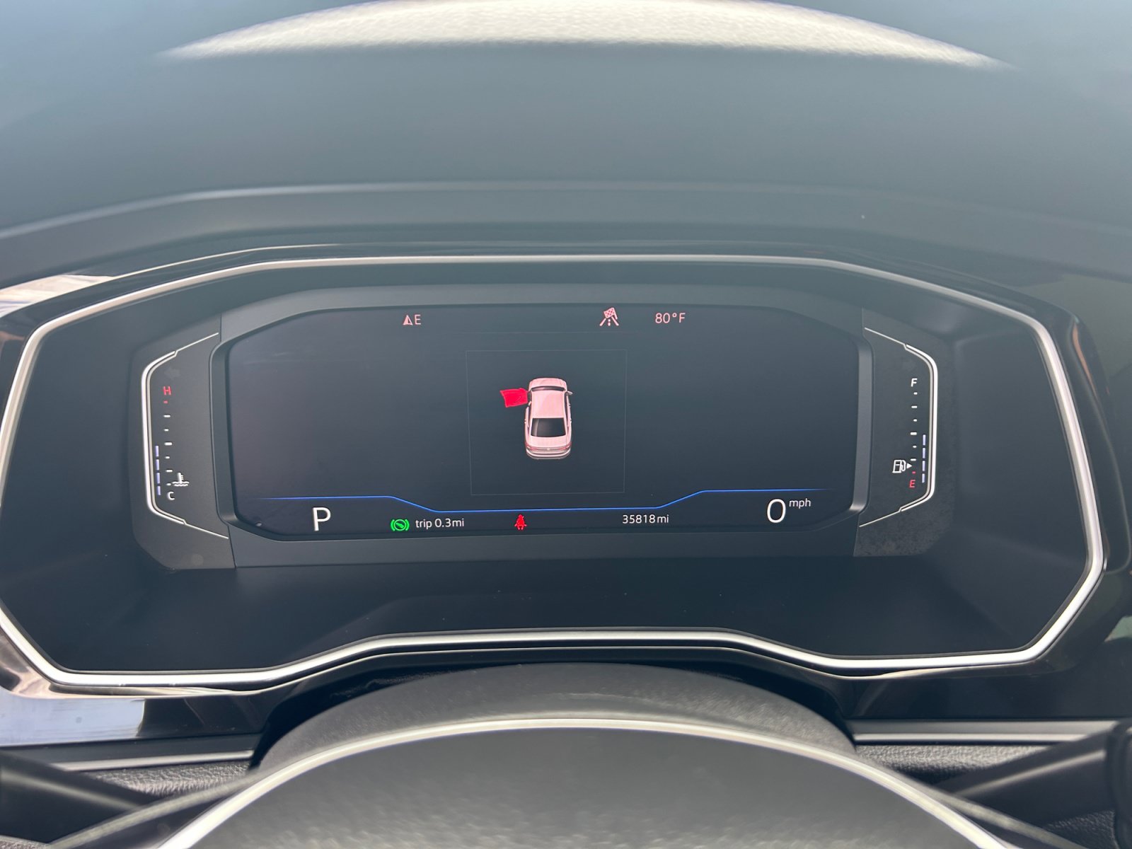 Used 2019 Volkswagen Jetta SEL w/ Cold Weather Package FWD image 11