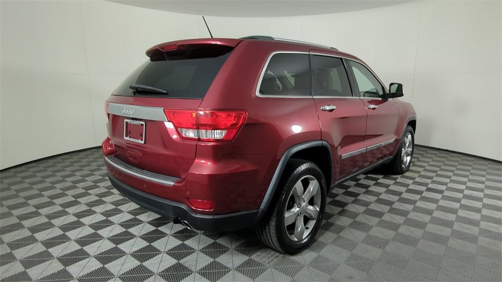 Used 2012 Jeep Grand Cherokee Overland image 5